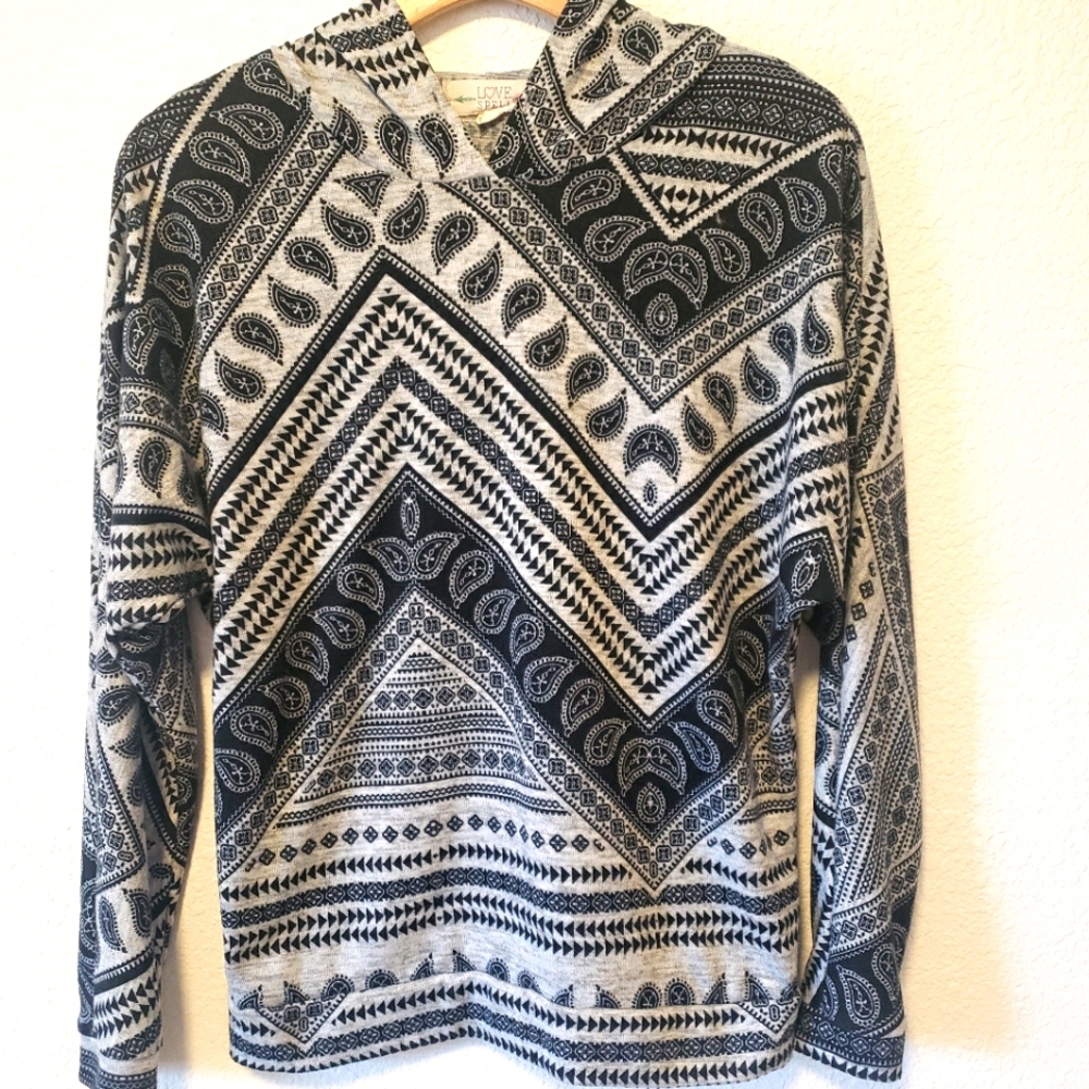 Lightweight Aztec/ Paisley Sweater